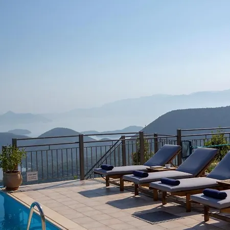 Peaceful With Stunning Sea Views
