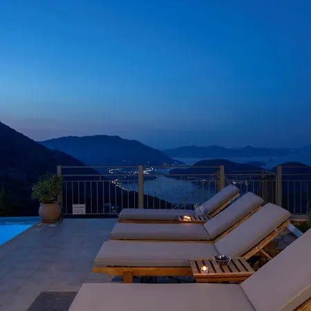 Peaceful With Stunning Sea Views