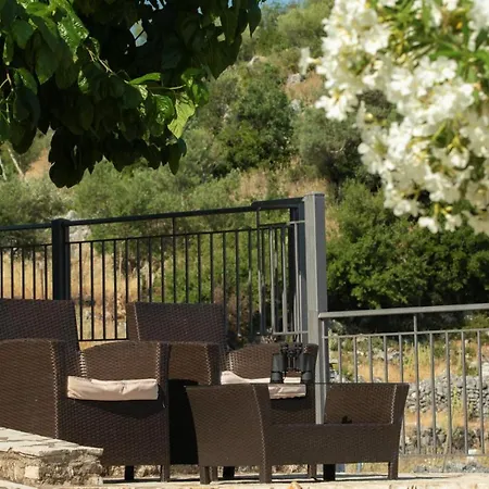 Peaceful With Stunning Sea Views *